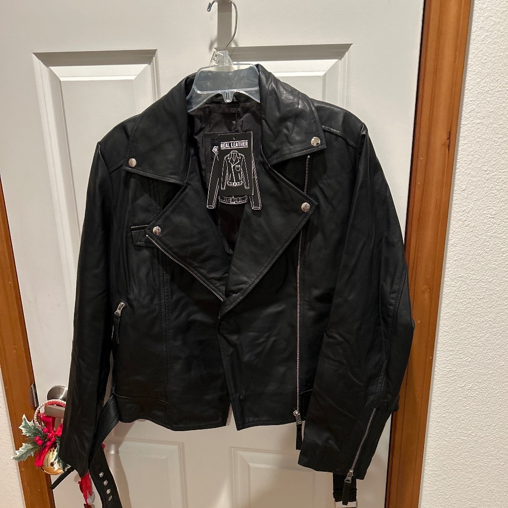 Real leather midi coat. Women’s coat. Soft leather